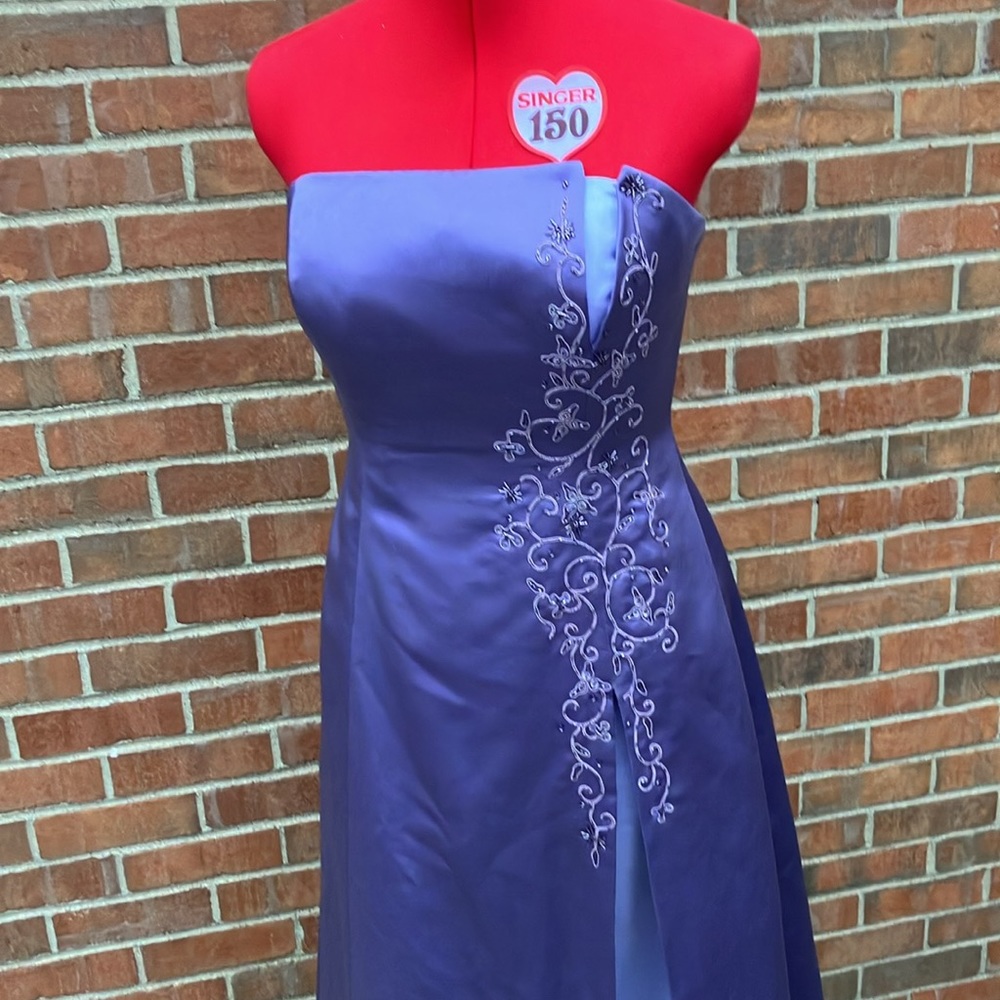 EUC Sz 8 Michaelangelo slate purple satin strapless gown - Picture 2 of 7